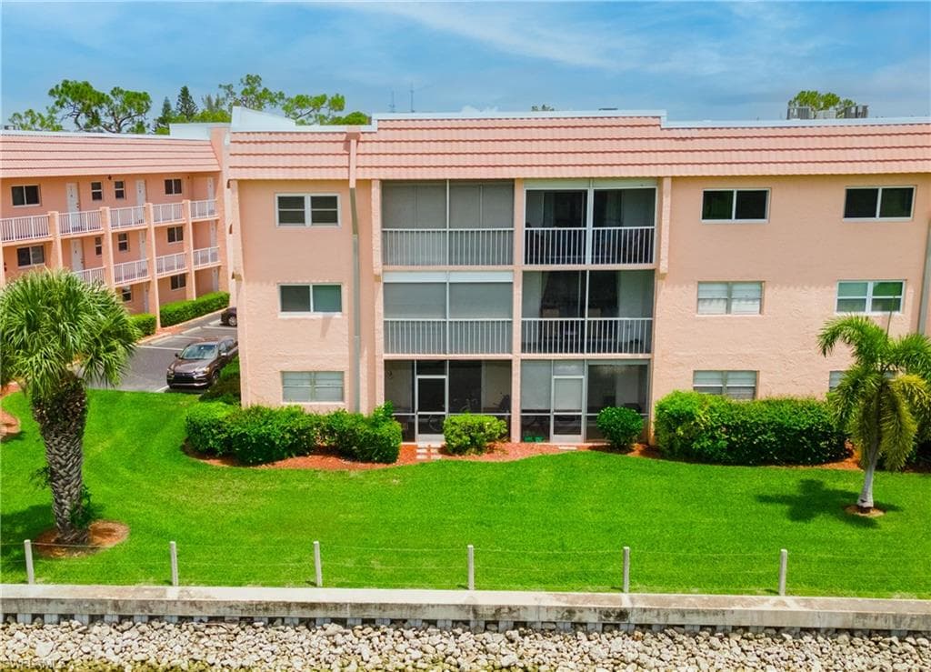 190 Turtle Lake CT 311-3