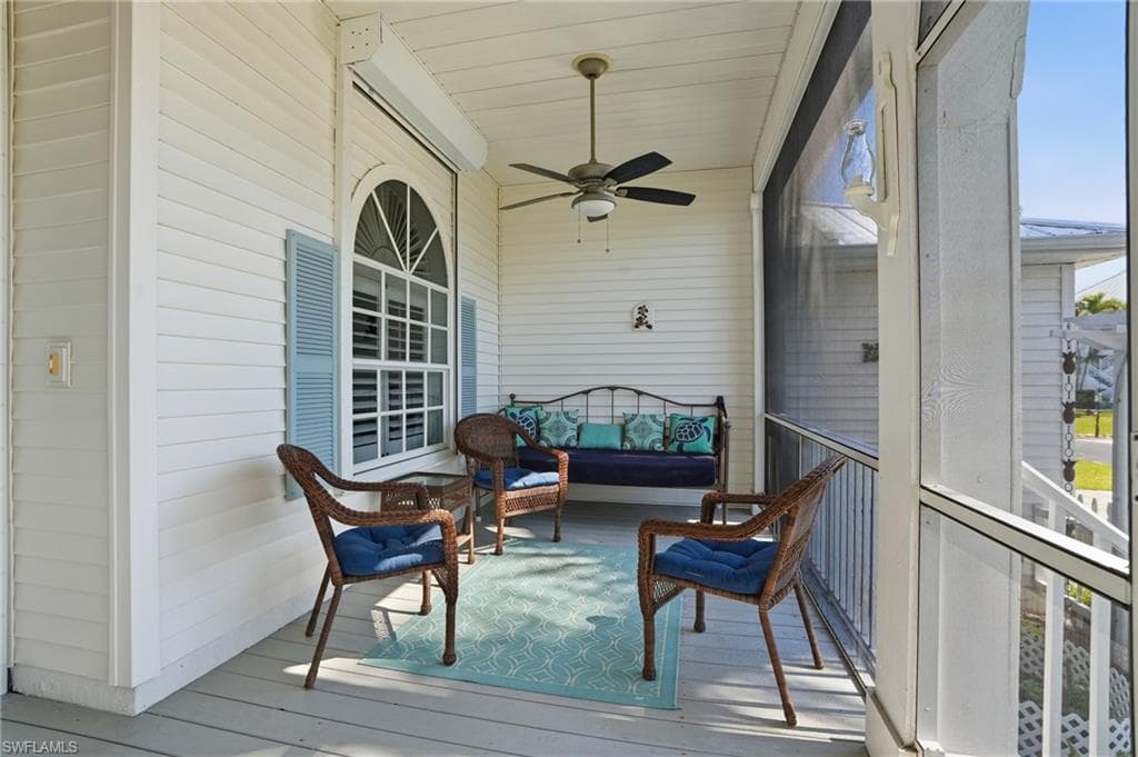6250 Tidewater Island CIR-12