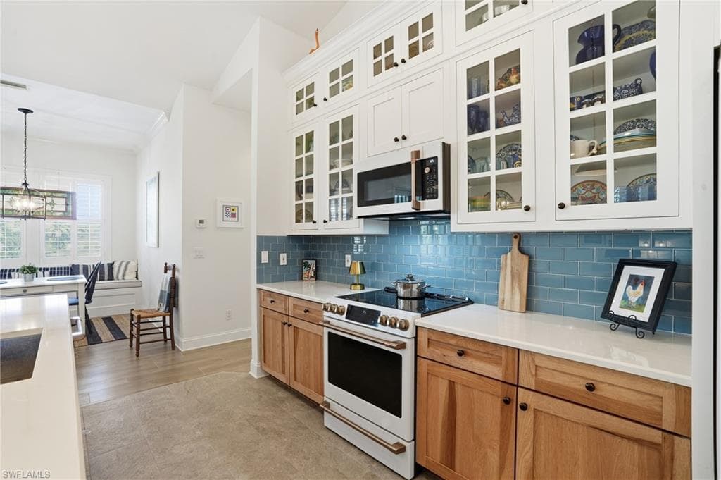 6250 Tidewater Island CIR-20