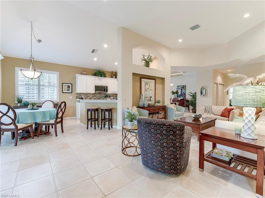 10402 Autumn Breeze DR 202-12