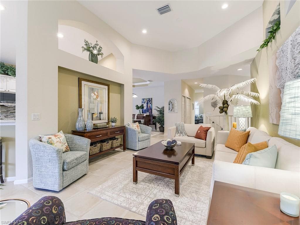 10402 Autumn Breeze DR 202-7