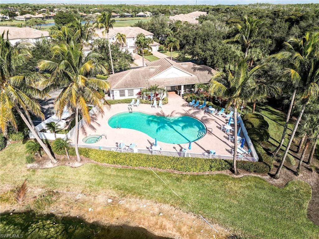 10402 Autumn Breeze DR 202-32