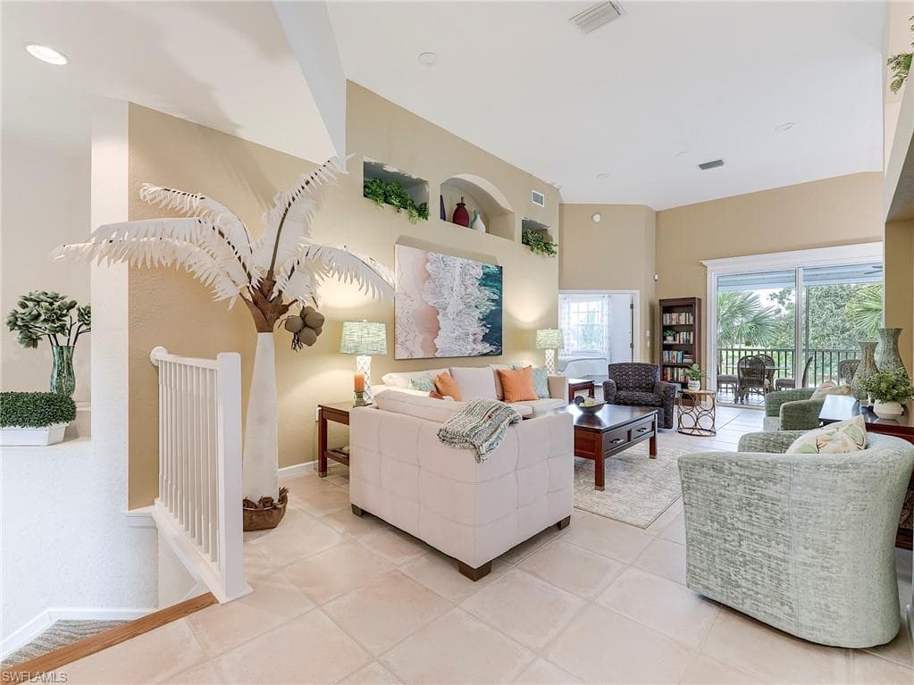 10402 Autumn Breeze DR 202-5