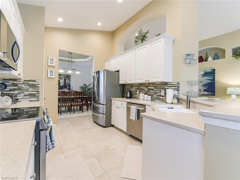 10402 Autumn Breeze DR 202-9