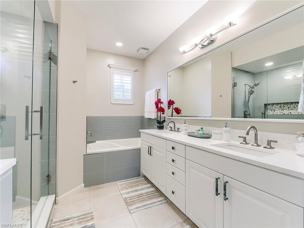10402 Autumn Breeze DR 202-18