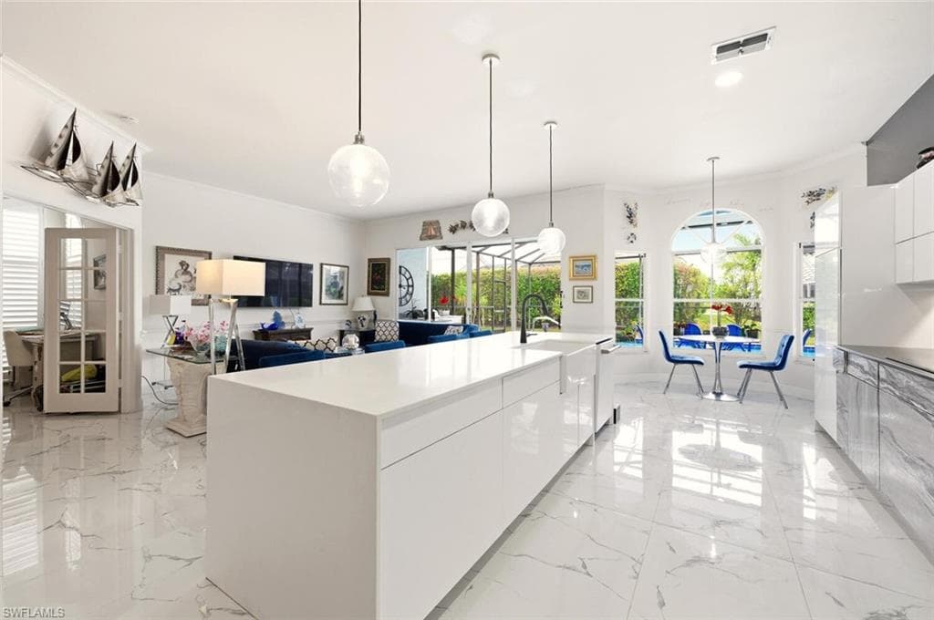 209 Countryside DR-12