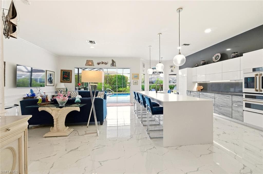 209 Countryside DR-7