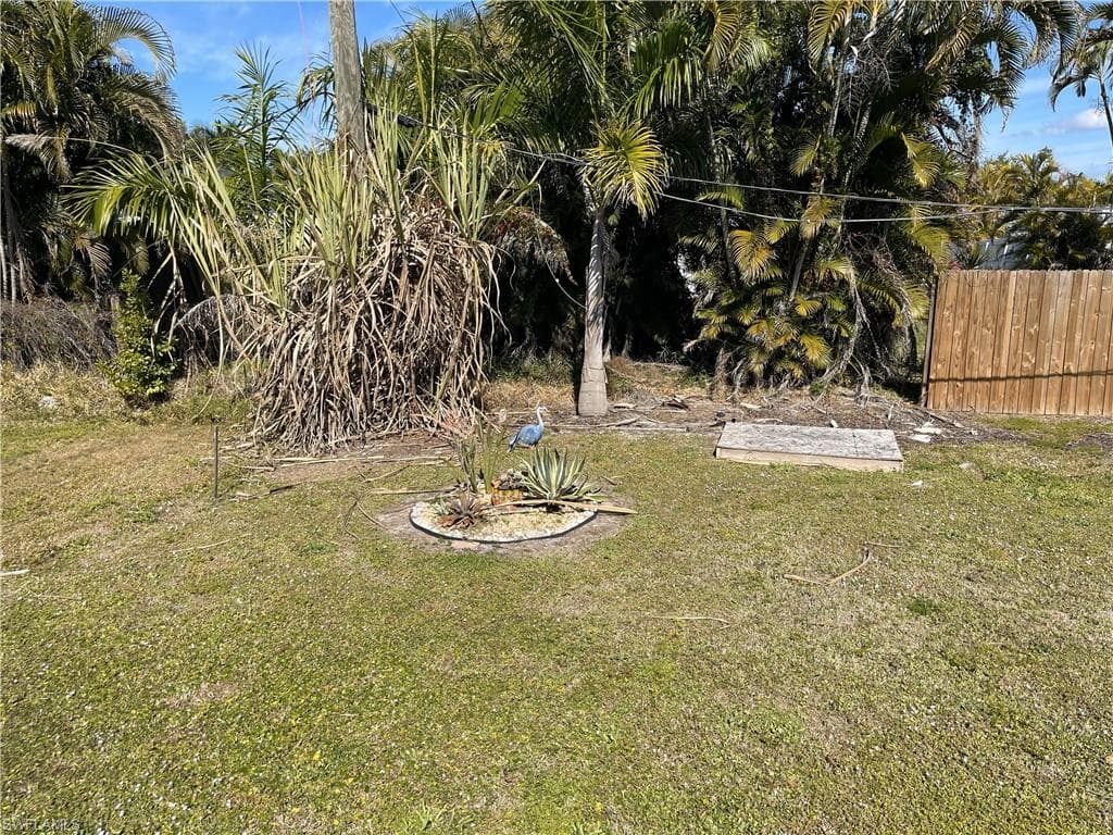 5520 Rainbow DR-31