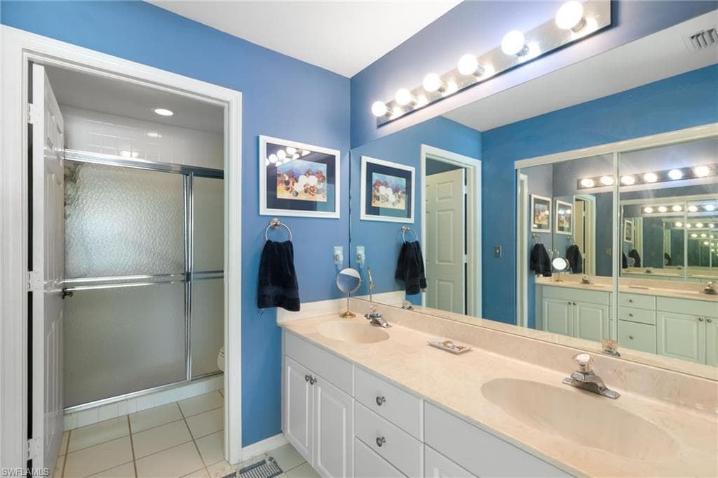768 Wiggins Lake DR 202-14