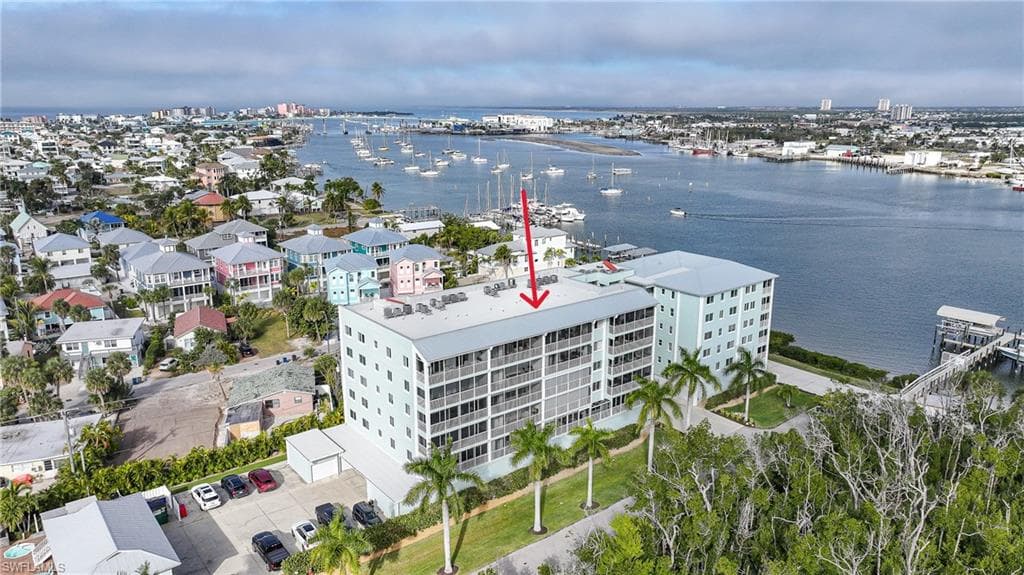 345 Mango ST 604-49