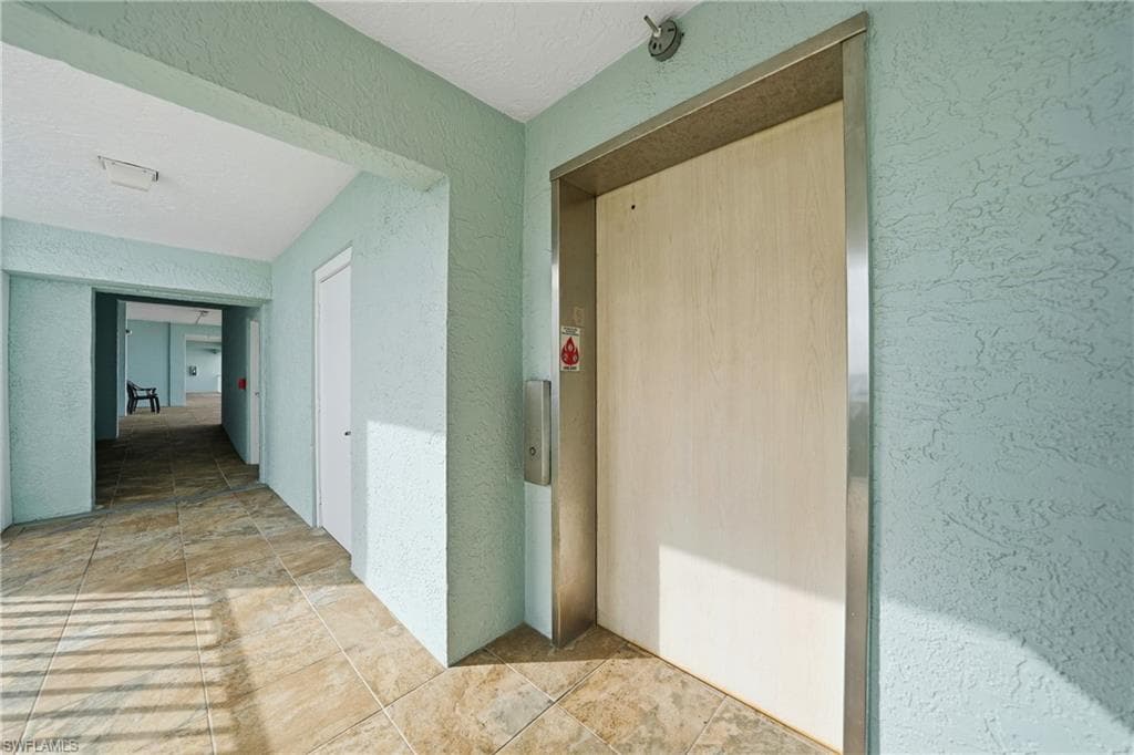 345 Mango ST 604-31