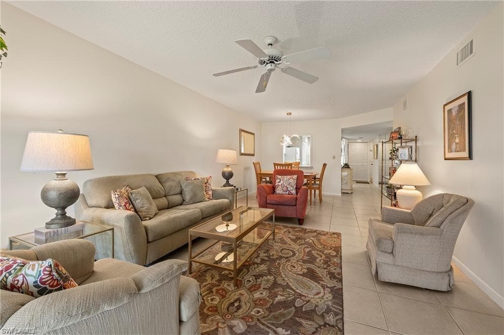 1055 Forest Lakes DR E209-7