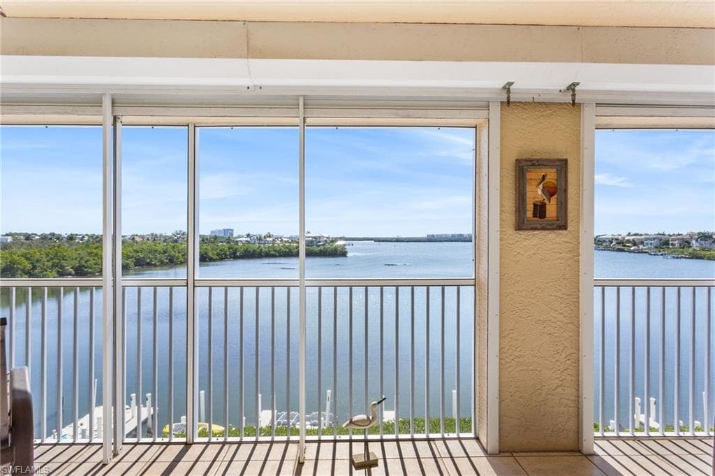 4895 Bonita Beach RD 302-2