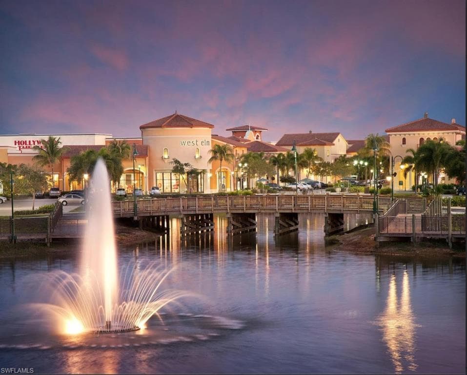 4895 Bonita Beach RD 302-43