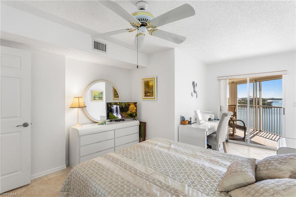 4895 Bonita Beach RD 302-20
