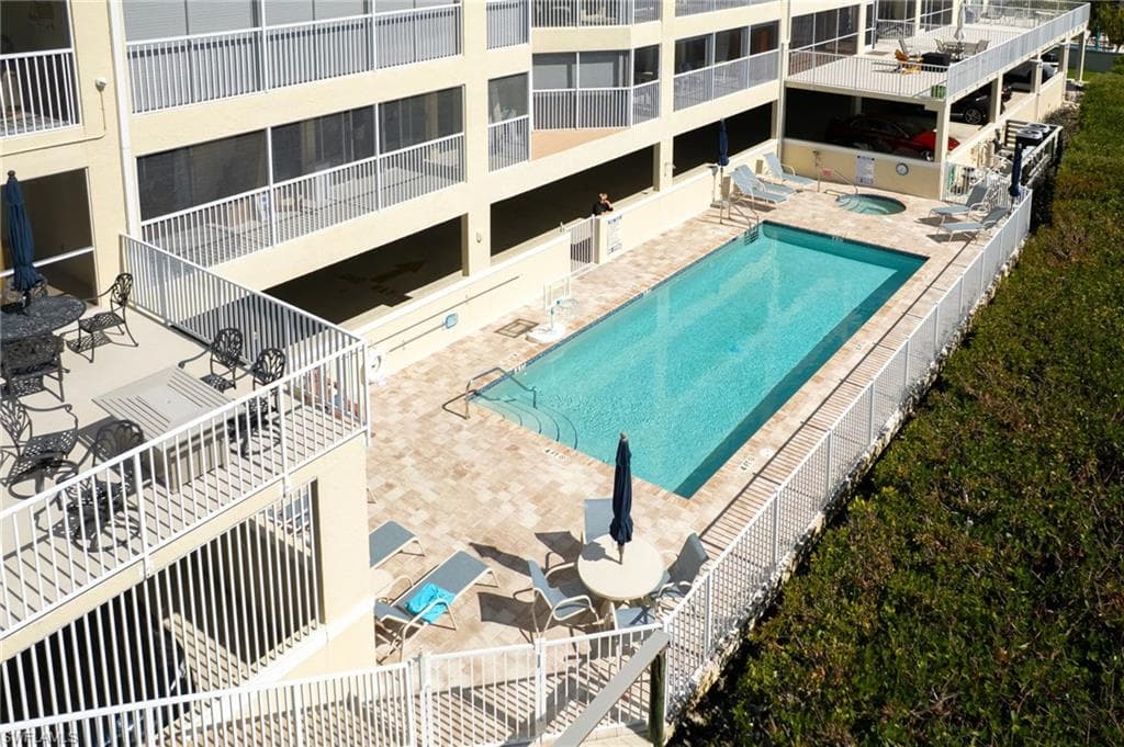 4895 Bonita Beach RD 302-24