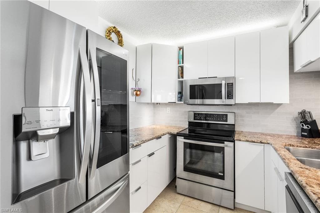 4895 Bonita Beach RD 302-10