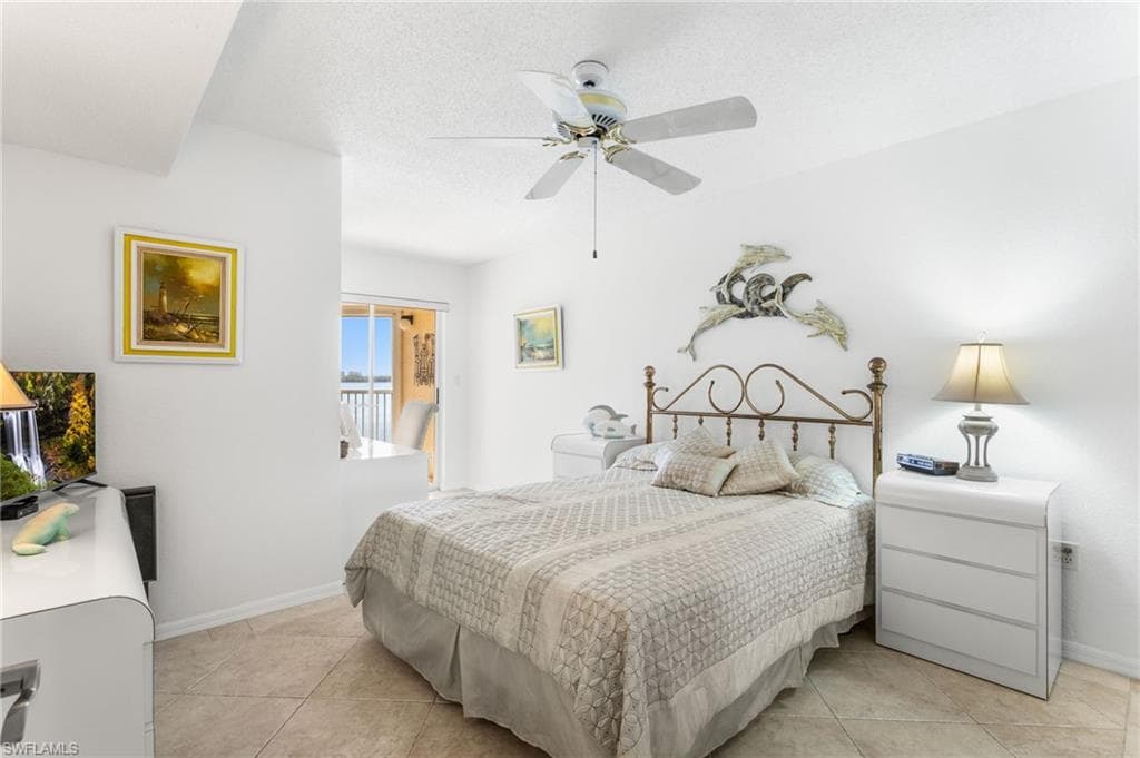 4895 Bonita Beach RD 302-18