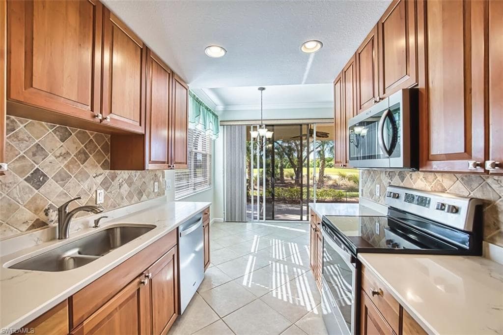 3071 Meandering WAY 101-20