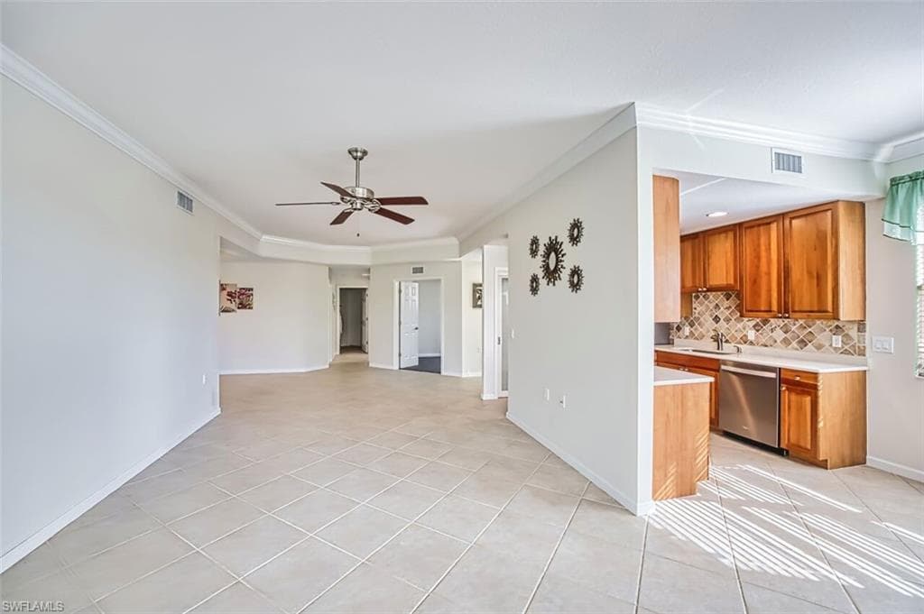 3071 Meandering WAY 101-24