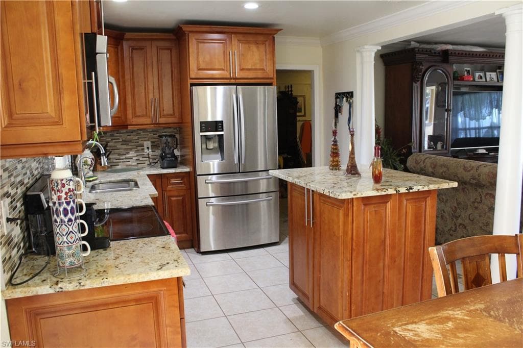 679 Canal DR-17
