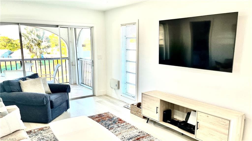 53 High Point CIR W 304-3