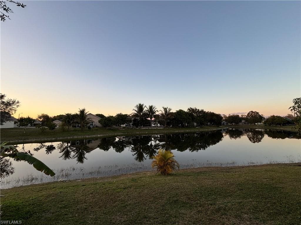 1243 Madison CT-32