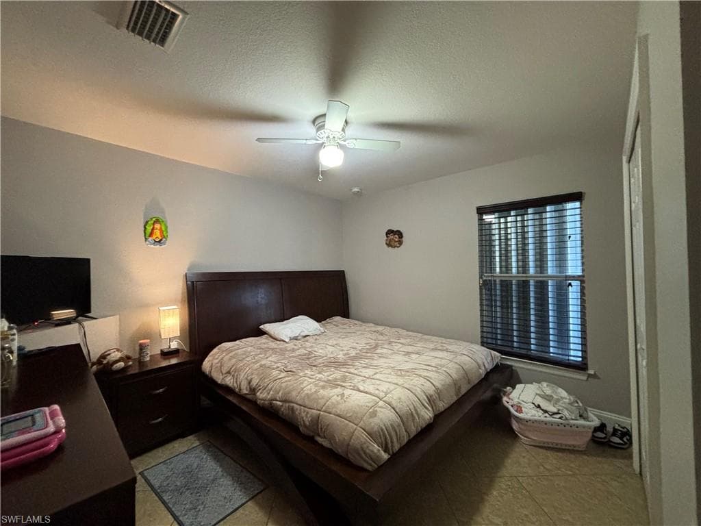 1243 Madison CT-18