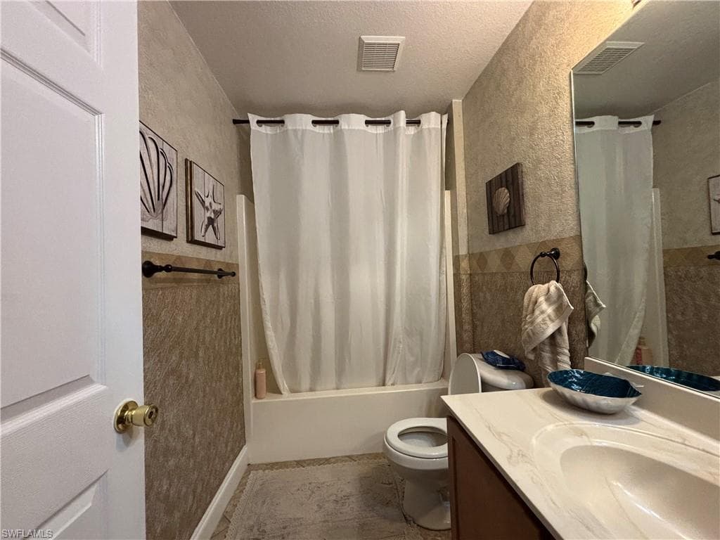 1243 Madison CT-19