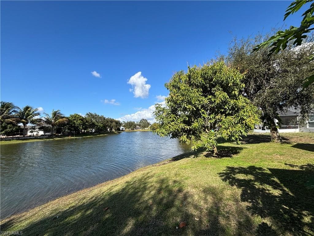 1243 Madison CT-31