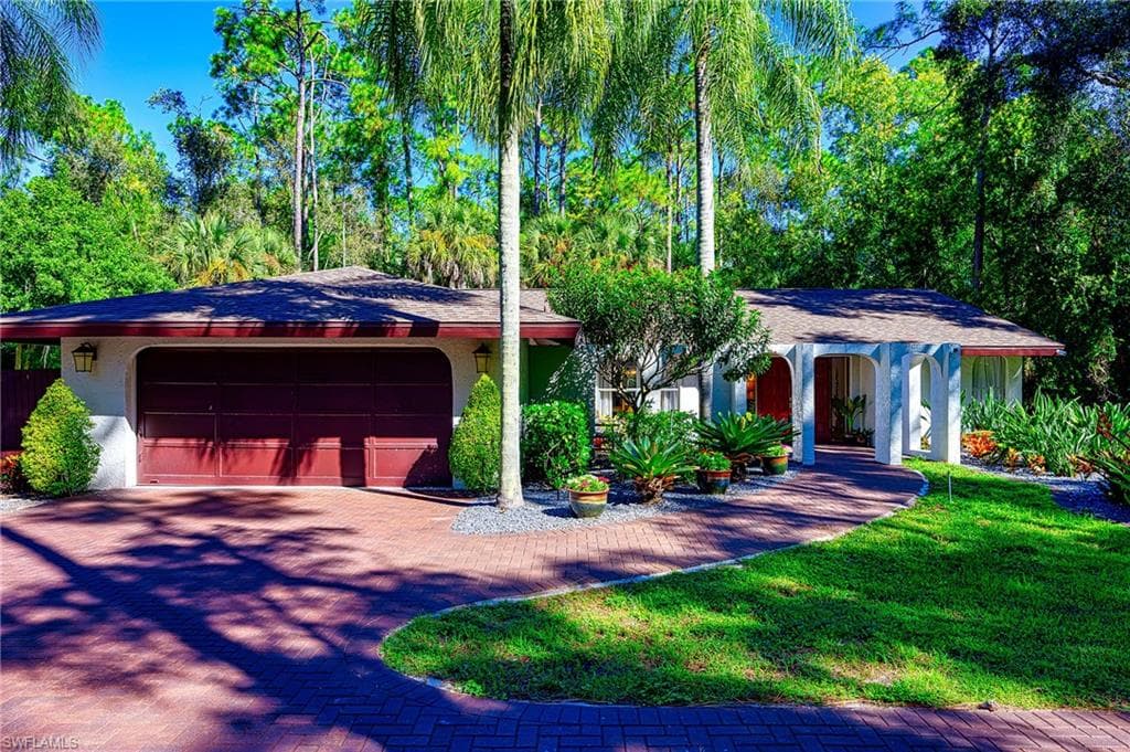 5675 Golden Oaks LN-3