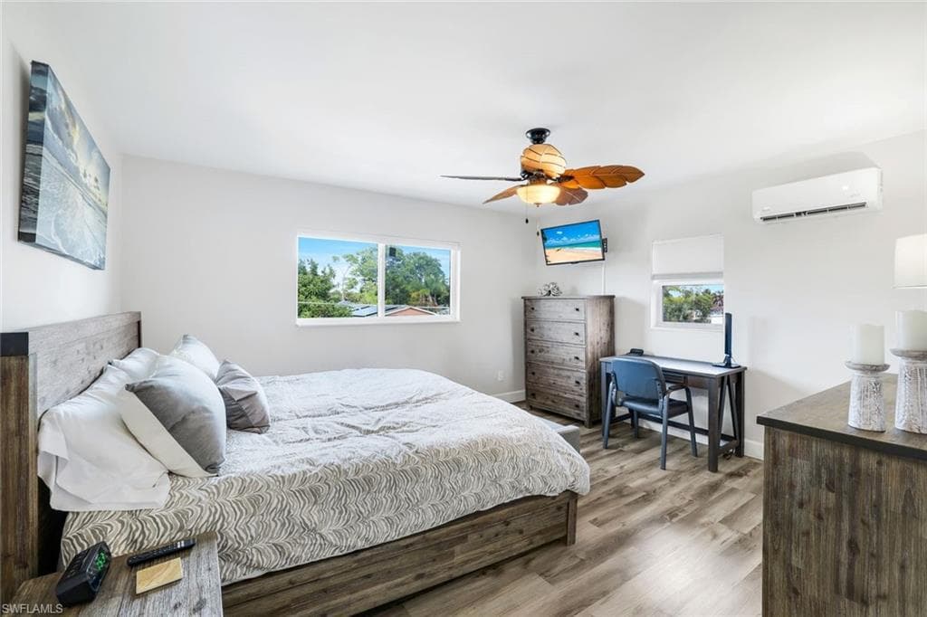 3561 Thomasson DR-13