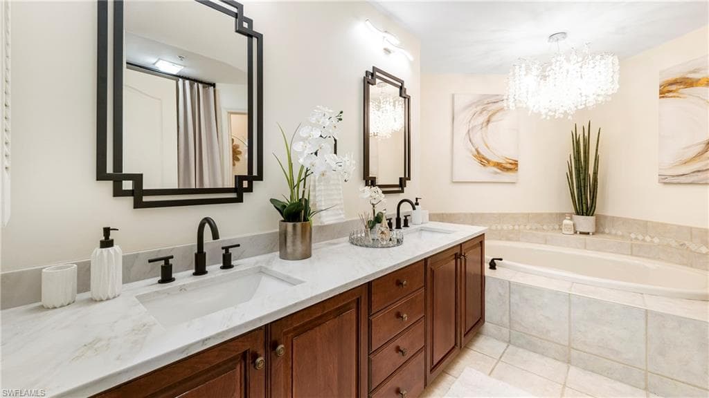14811 Laguna DR 202-14