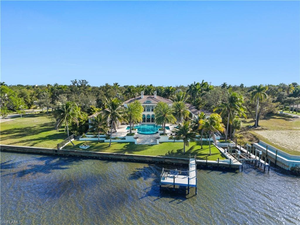 1240 Coconut DR-46