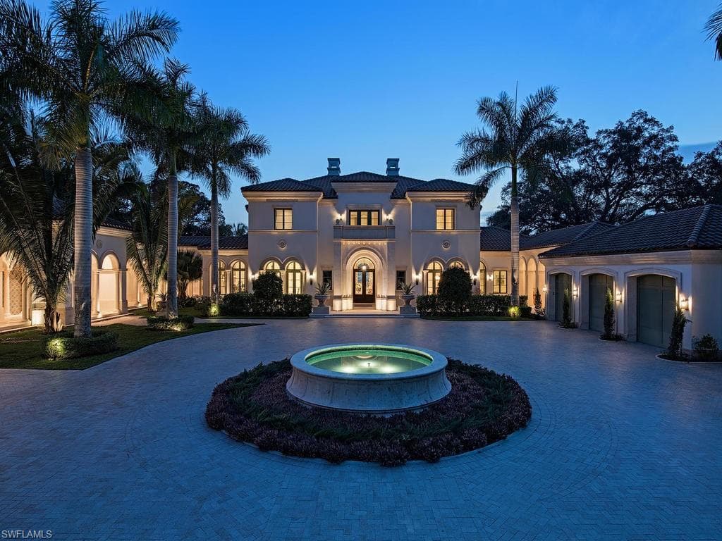 1240 Coconut DR-36