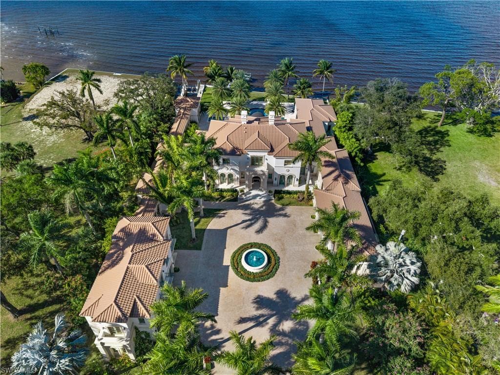 1240 Coconut DR-49