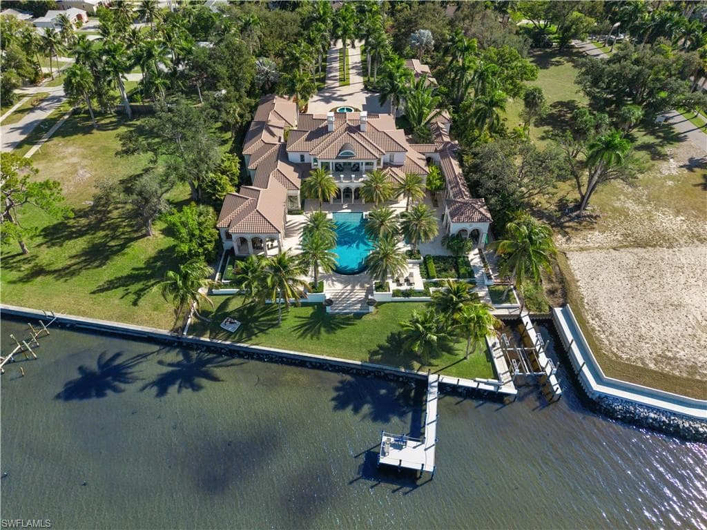 1240 Coconut DR-50