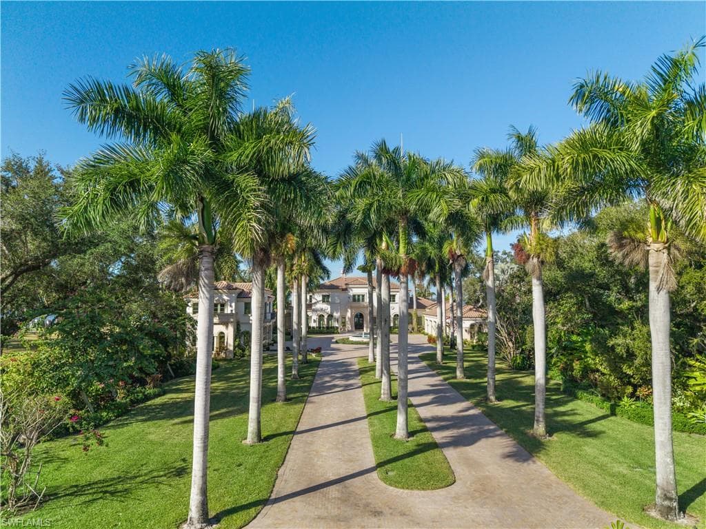 1240 Coconut DR-44