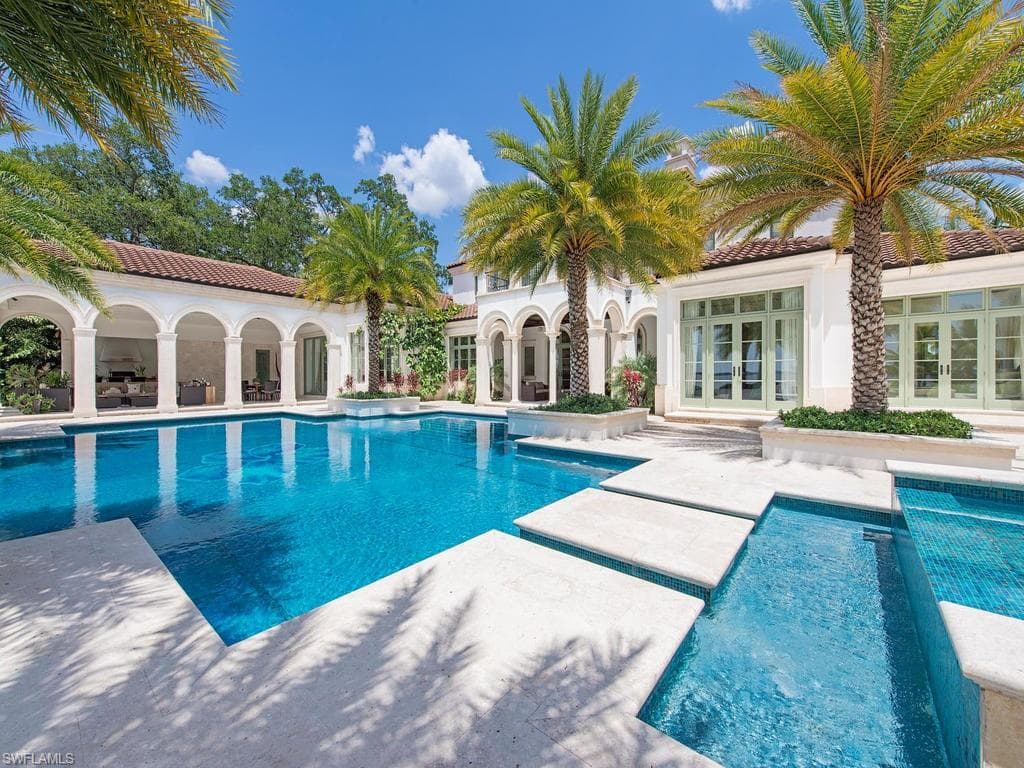 1240 Coconut DR-29