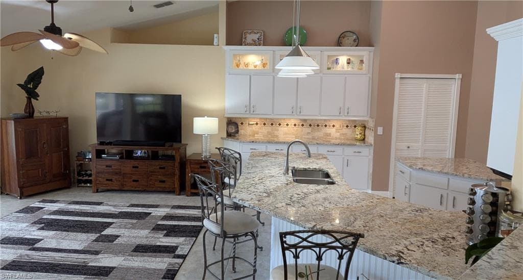 5471 Harborage DR-16