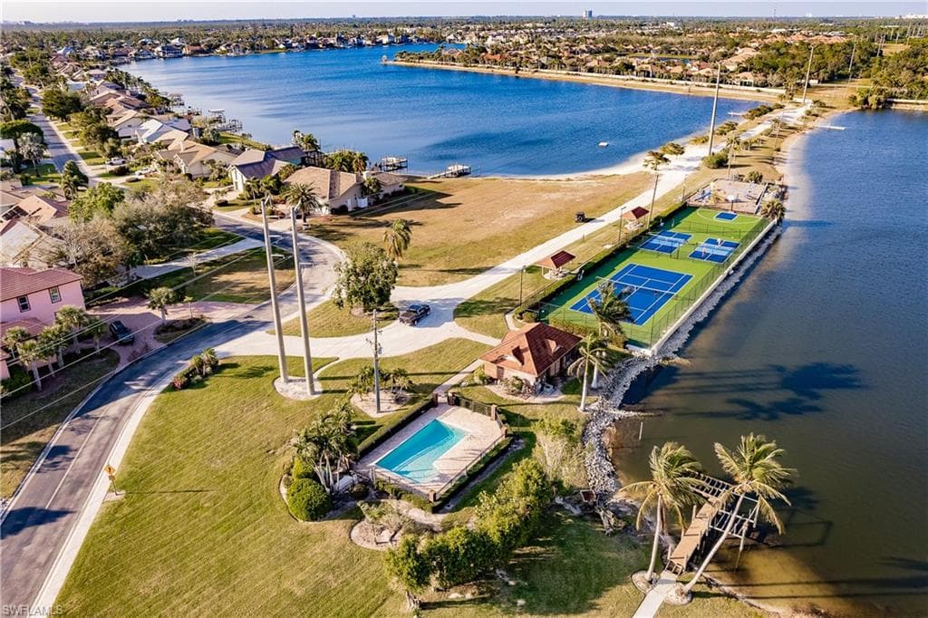 5471 Harborage DR-36