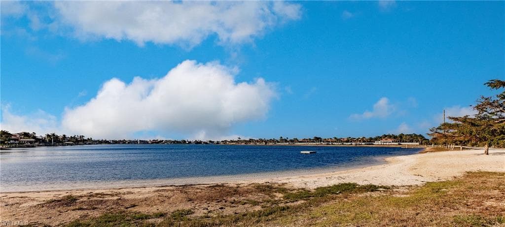 5471 Harborage DR-37