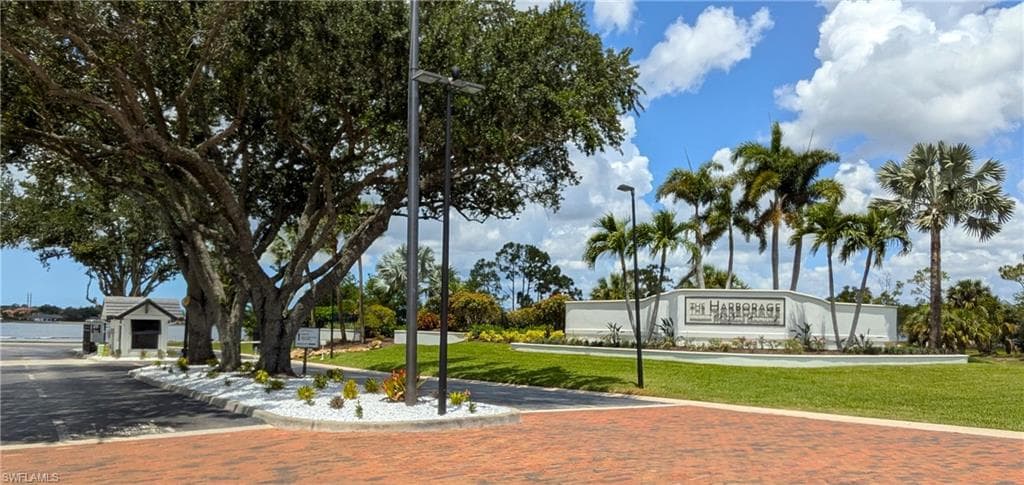5471 Harborage DR-48