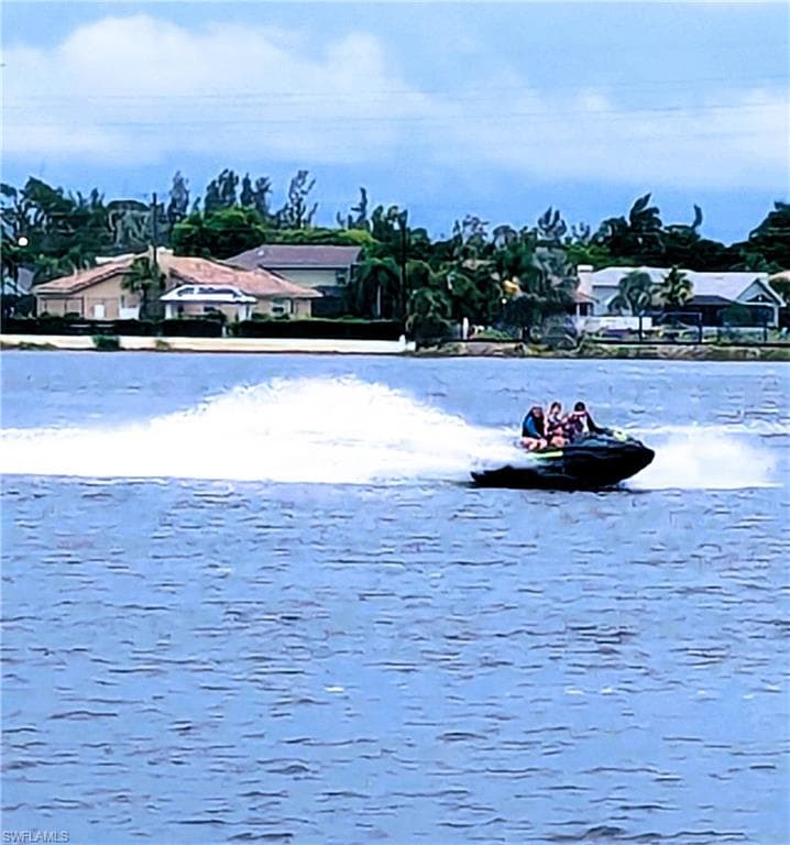 5471 Harborage DR-40