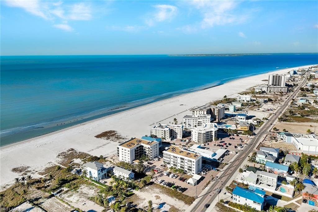 2650 Estero BLVD 42-23