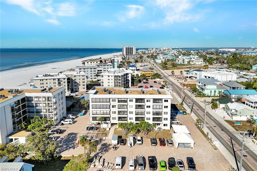 2650 Estero BLVD 42-22