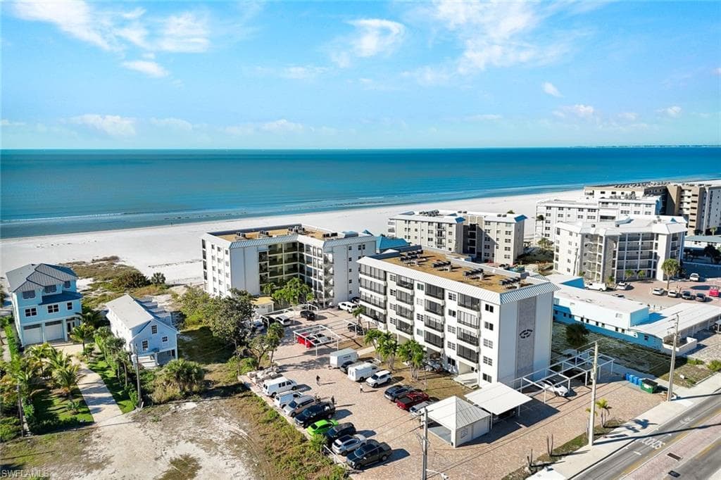 2650 Estero BLVD 42-19