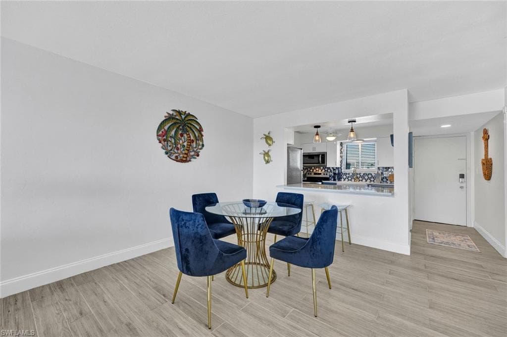 2650 Estero BLVD 42-8