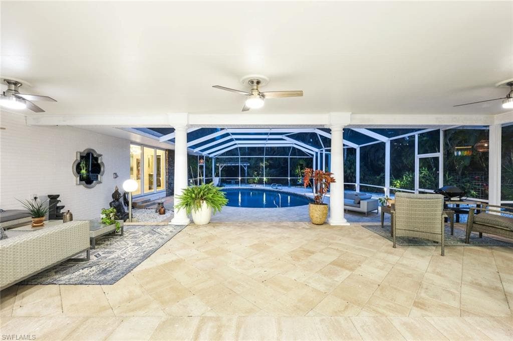 2943 Valencia WAY-45