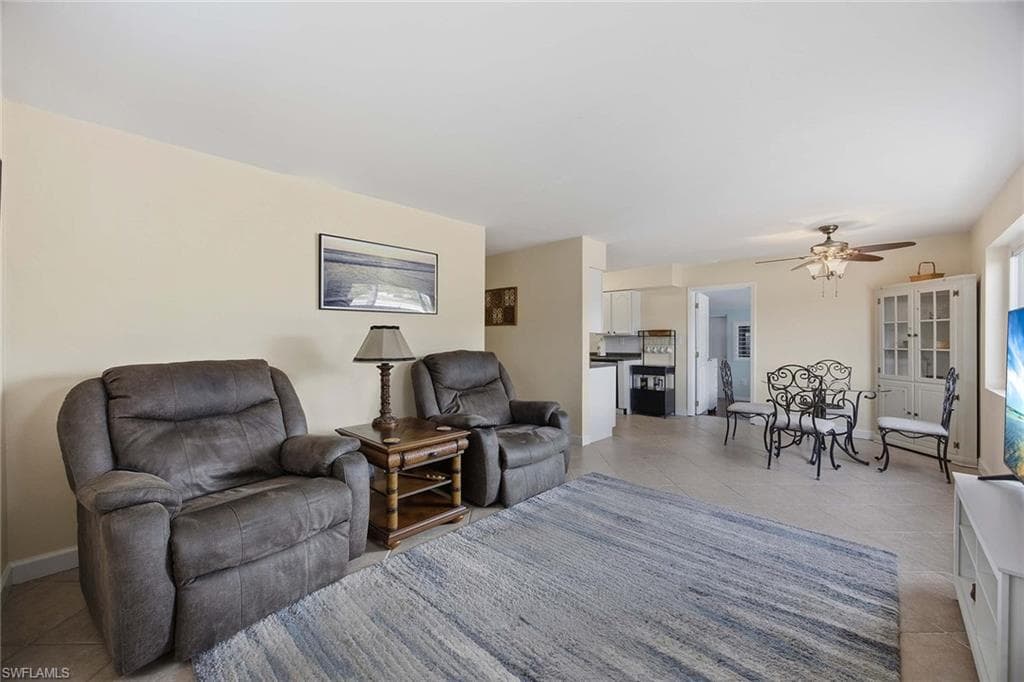 10690 Crockett ST-5